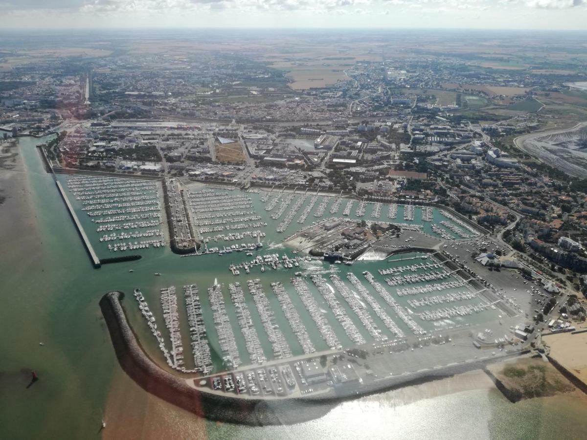 Отель La Rochelle Sur L'Eau Экстерьер фото